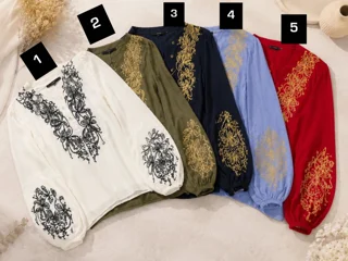 شومیز گلدوزی وارداتی در پنج رنگ